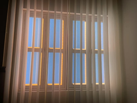 نور پنجره تقلبی با رنگ نور 2100-7500K با نصب دیواری نورپردازی LED پراکندگی ریلی